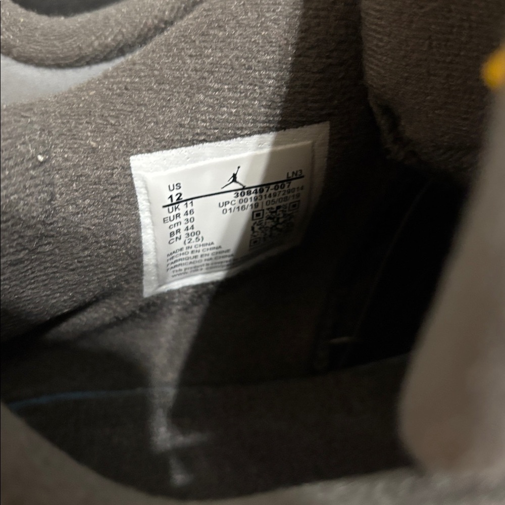 Air Jordan 4 Retro 'Cool Grey' - Picture 9 of 13